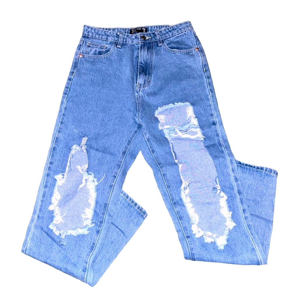 5/25$ ✨ Pretty little thing Mom Jeans